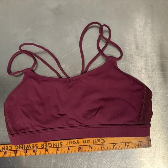 Lululemon - Make A Move Bra US6 - Picture 3 of 6